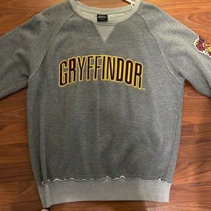 Authentic Universal Studios Harry Potter Gryffindor House sweatshirt Crewneck